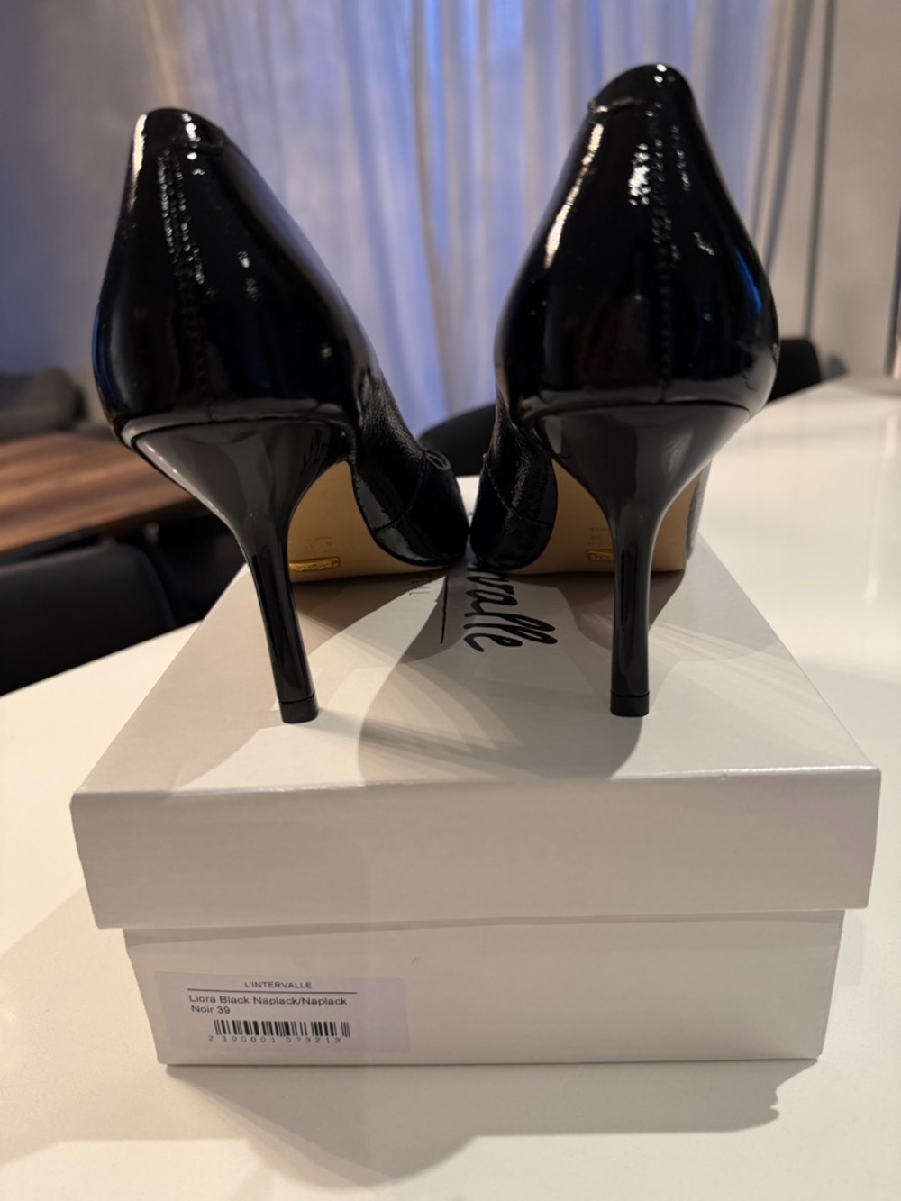 L'Intervalle Heels - Picture 3 of 4